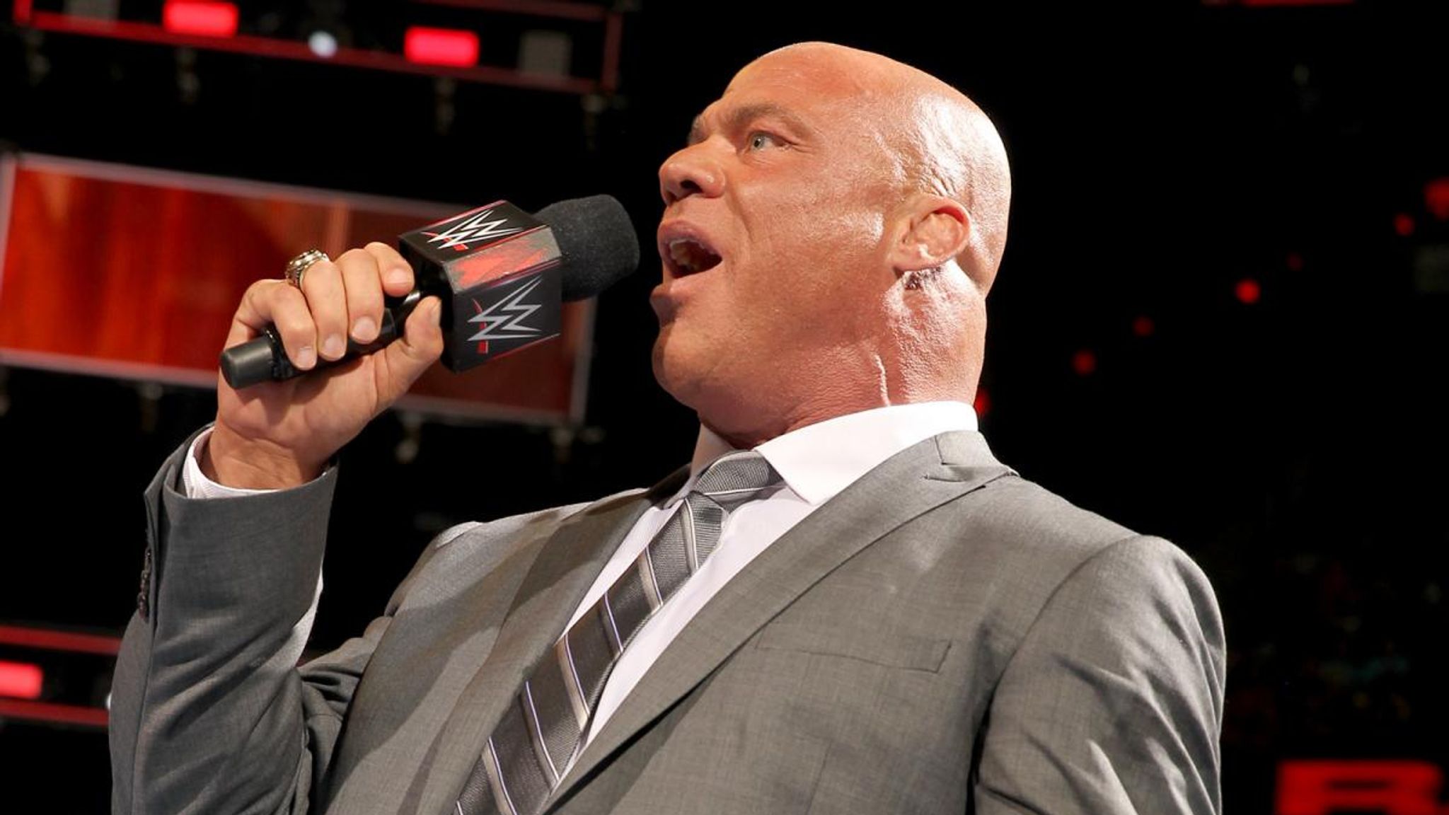 kurt-angle-wwe-raw_3922775.jpg