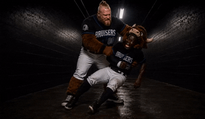 PixVerse_V6_Image_Text_540P_Der_Mann_mit_dem_z.gif