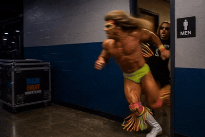 PixVerse_V6_Image_Text_540P_er_soll_vor_den__t.gif