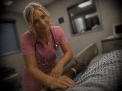 PixVerse_V6_Image_Text_540P_sie_kontrolliert_i.gif