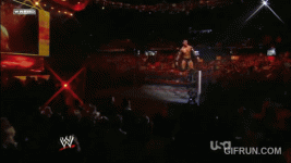 randy bleibt auf ecke stehen ohne pose.gif
