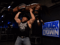 PixVerse_V6_Transition_540P_Der_Typ_schmeißt_i.gif
